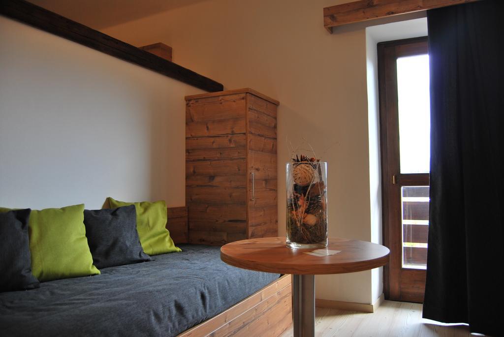 Hotel Alla Rocca Varena Δωμάτιο φωτογραφία